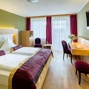 Superior Zimmer mit Kingsize-Bett