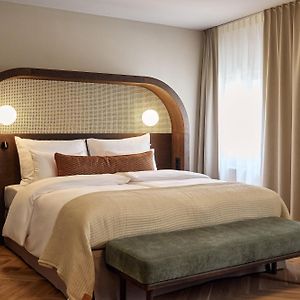 Camera con letto king size