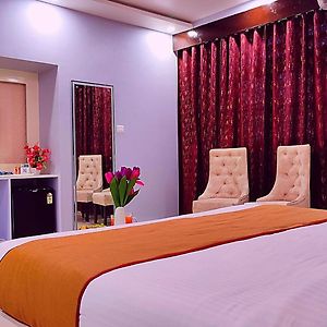 Deluxe Family Suite