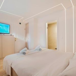 Style Rooms Split