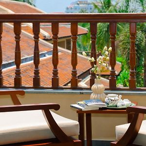 Three-bedroom Home Balcony River View