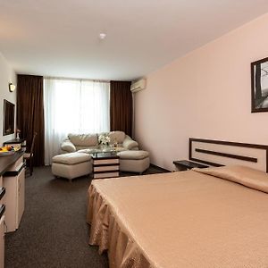 King Studio Odası