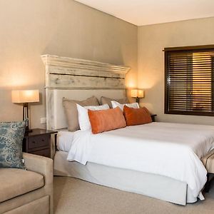 Double Room Mountain View