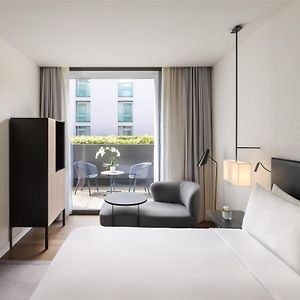 Deluxe King Room Patio