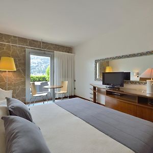 Camera con letto king size