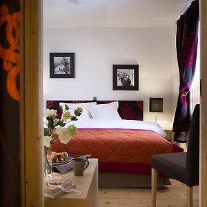 Appartement à 3 Chambres à Coucher