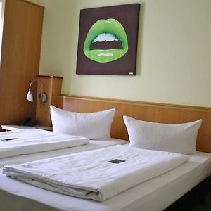 Zimmer mit Queensize-Bett