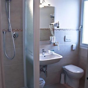 Habitación con Cama King