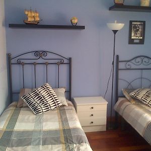 Habitación Económica con 2 Camas Individuales