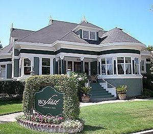 1801 First Luxury Inn