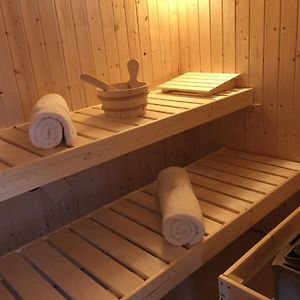Deluxe Zimmer mit Kingsize-Bett