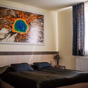 Studio Extra Bed