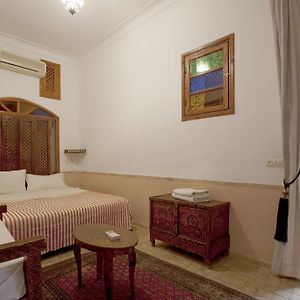 Habitación Grande con Cama King