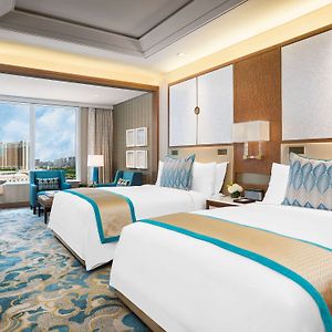 Cotai View Queen Guest room 2 Queen Cotai Strip view