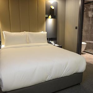 Studio mit Kingsize-Bett