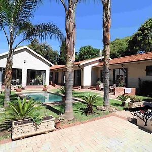 Acacia Grove Guest House
