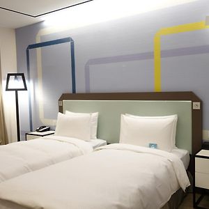 Run Of House Room Assigned On Arrival