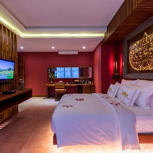 Courtyard Suite USD20 Credit Spa