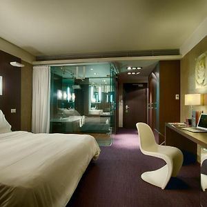 Chambre Exécutive Lit King-Size
