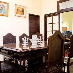 Tiao Botelho Guest House