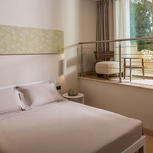 Camera con letto king size