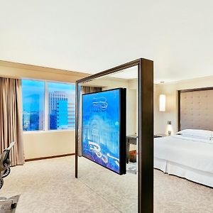 Suite Premium Level