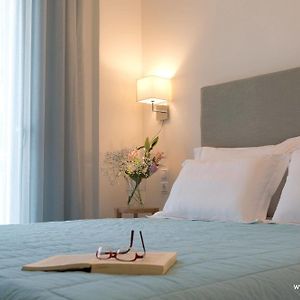 Sea side Queen Room