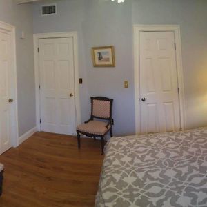 Inn Queen Room