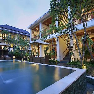 Tebesaya Cottage By Pramana Villas
