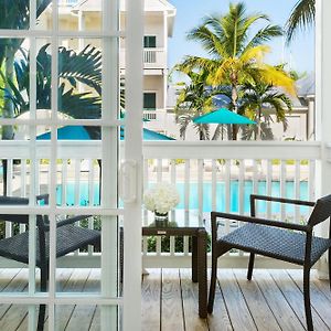 Pool Queen Room Hearing accessible