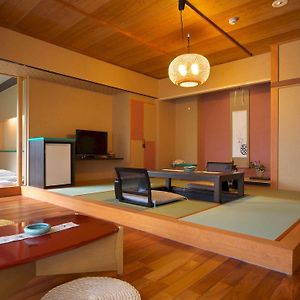 Japanese-Style Twin Room