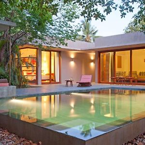 Pool One-Bedroom Villa