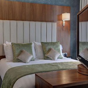 Luxury King Suite Non-Smoking
