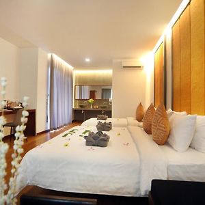 Deluxe Family King Room