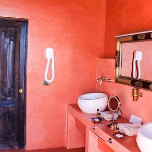 Suite Privada con Cama King