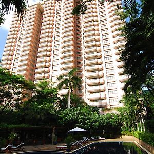 Pantip Suites