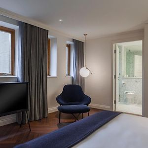 The House Junior Suite