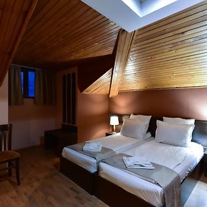 Economy Twin Room Attic