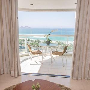 Luxury Queen Room