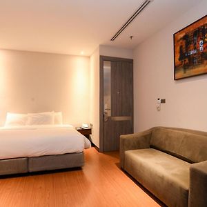 Deluxe Zimmer mit Kingsize-Bett