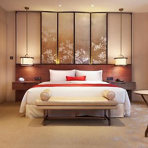 Premium King Room