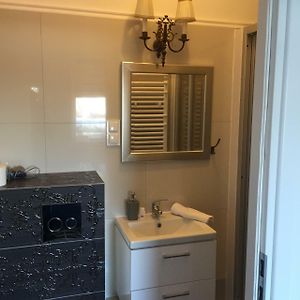 Private Bathroom Single Room