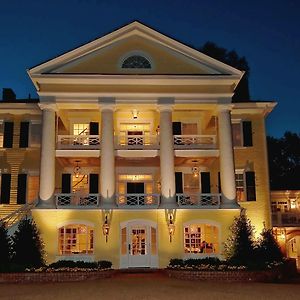 The Inn At Willow Grove