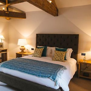 Queen Room Coach House