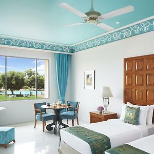 Luxury Room City View