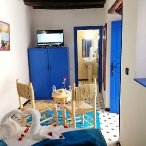 Chambre Lit King-Size avec Accès aux Personnes Handicapées