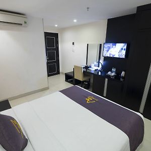 Deluxe Double Room No Window