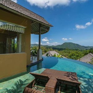 Pool One-Bedroom Villa