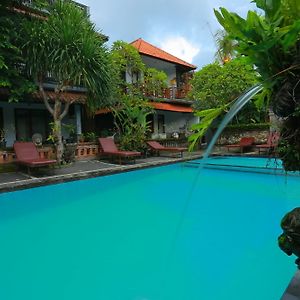 Warsa'S Garden Bungalow And Spa
