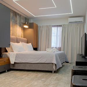 Estudio Deluxe con Cama King